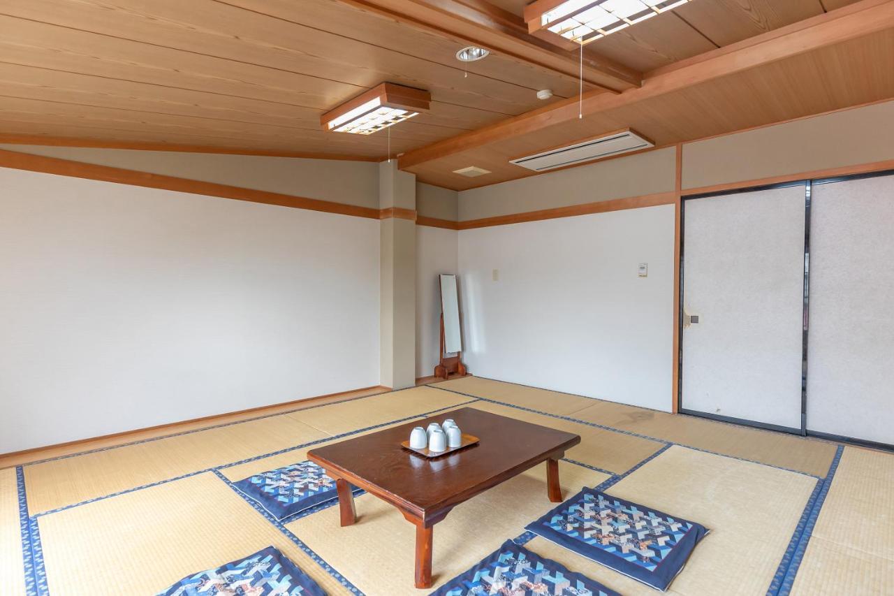 Tabist Kanko Business Hotel Matsuyama Hida Takayama Takayama  Esterno foto